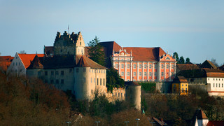 Neues Schloss und alte Burg Meersburg am Bodensee